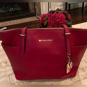 Michael Kors large leather jet set maroon  tote! Euc